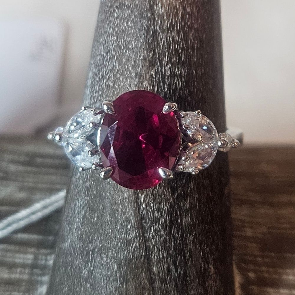 Hot Pink CZ Oval Cut With Leaves Stamped 925 Sz 8 Ring NWT